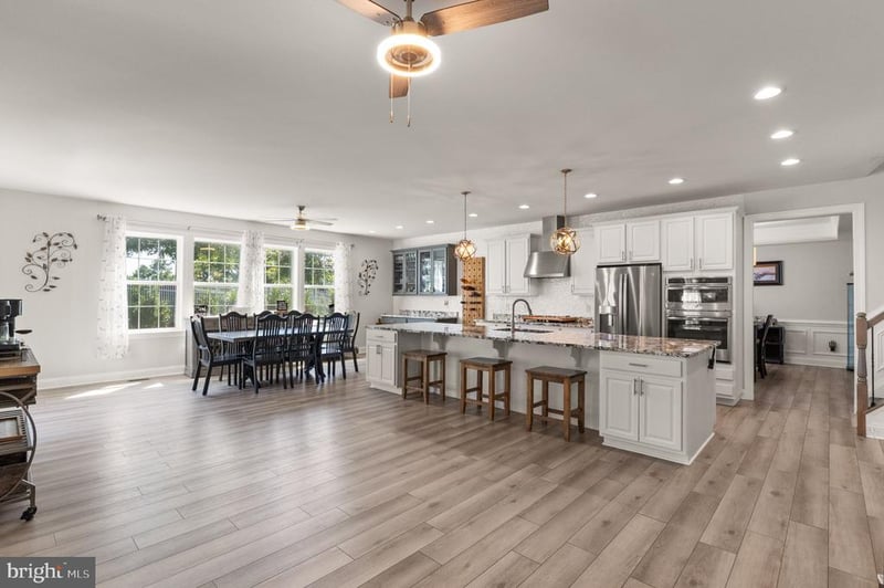 9010 Stone Crest Dr, Warrenton, VA 20186