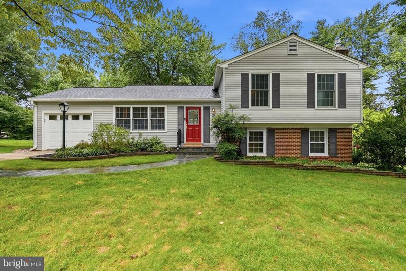 209 Watts Branch Pw, Rockville, MD 20850