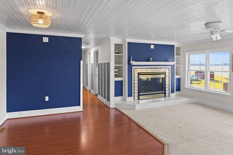 155 Pearson Dr, Colonial Beach, VA 22443