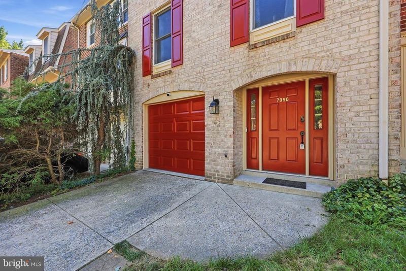 7990 Schooner Ct, Frederick, MD 21701