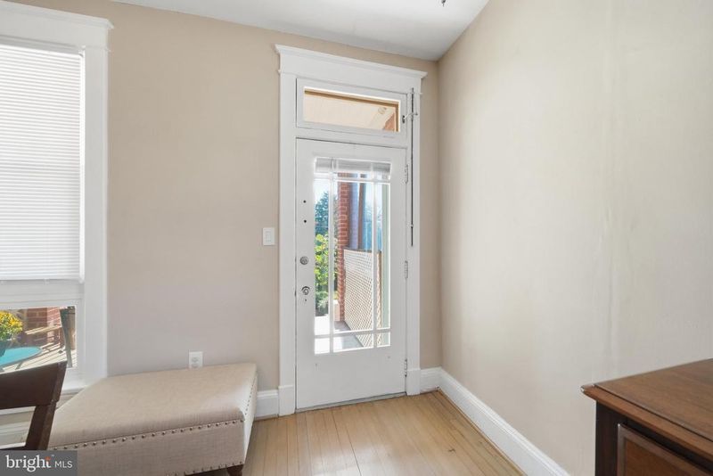 1013 N Market, Frederick, MD 21701