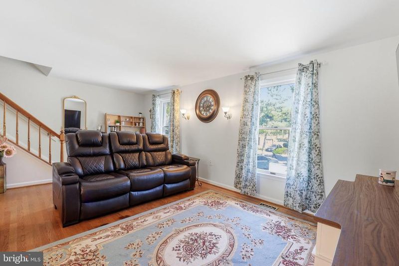 7990 Schooner Ct, Frederick, MD 21701