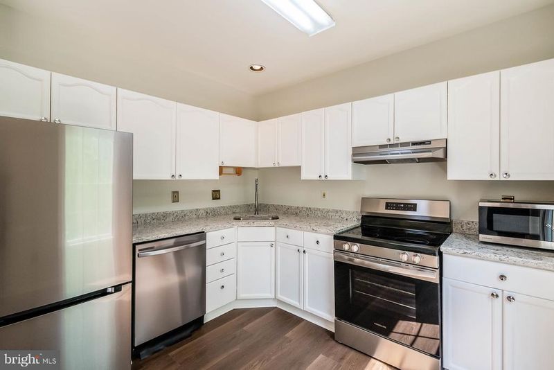 5707 Chase Ct, Frederick, MD 21703