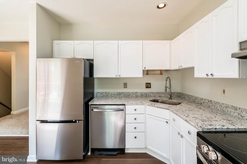 5707 Chase Ct, Frederick, MD 21703