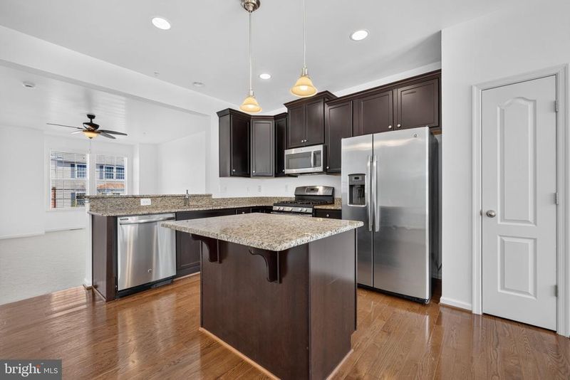 1112 Frontline Dr, Frederick, MD 21703