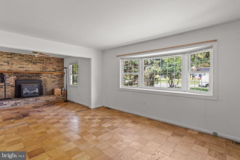 7916 Donelson St, Alexandria, VA 22309
