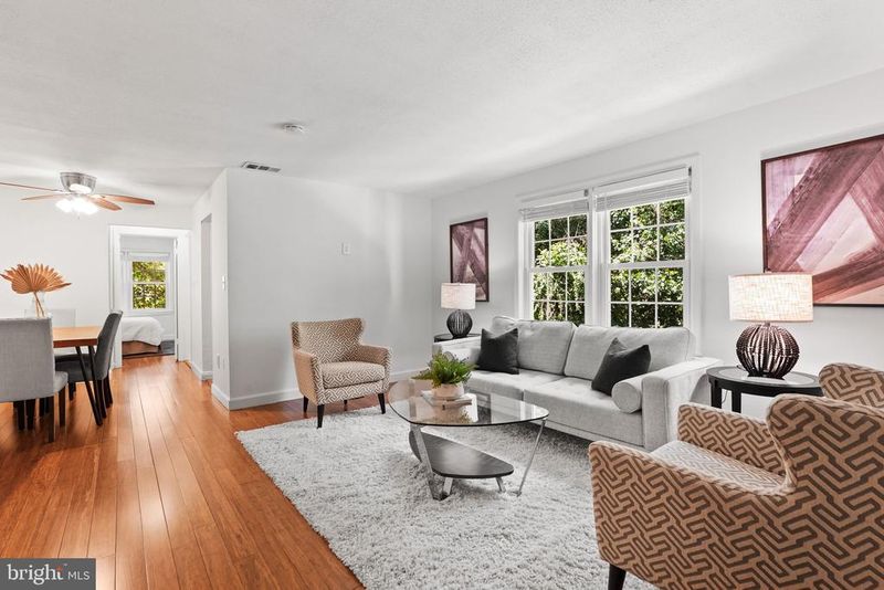 704 S Arlington Mill Dr #302, Arlington, VA 22204