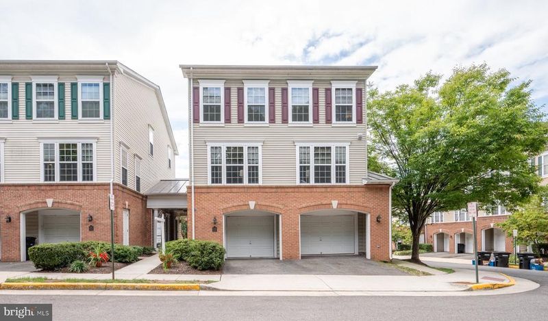 7055 Huntley Run Pl #119, Alexandria, VA 22306