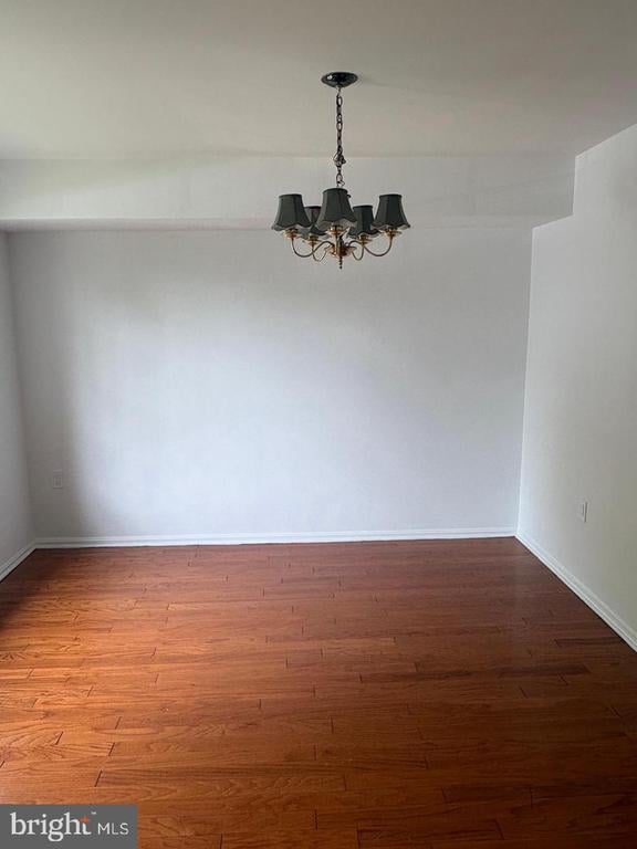 790 Azalea Dr #15-790, Rockville, MD 20850