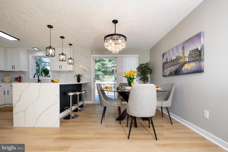 221 W Deer Park Rd, Gaithersburg, MD 20877