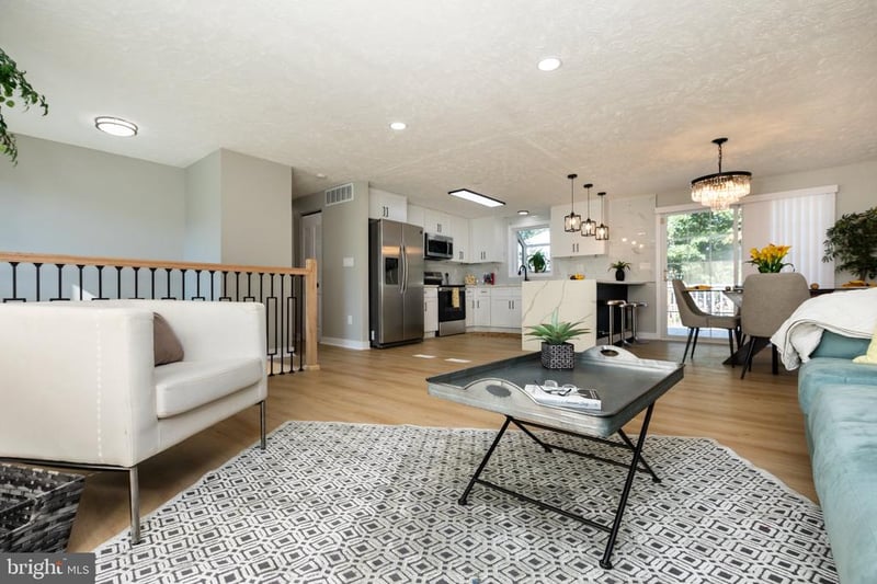 221 W Deer Park Rd, Gaithersburg, MD 20877