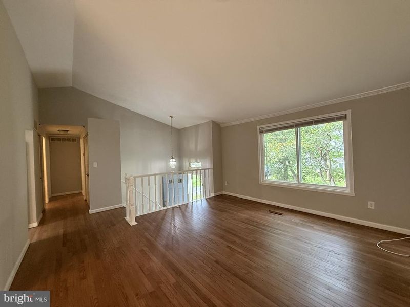 3852 Beech Down Dr, Chantilly, VA 20151