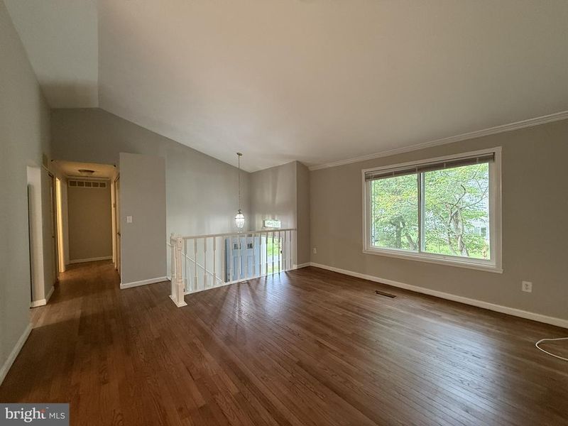 3852 Beech Down Dr, Chantilly, VA 20151
