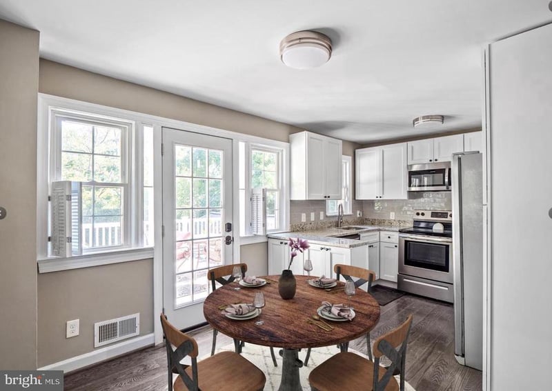 2617 E Maple St, Alexandria, VA 22306