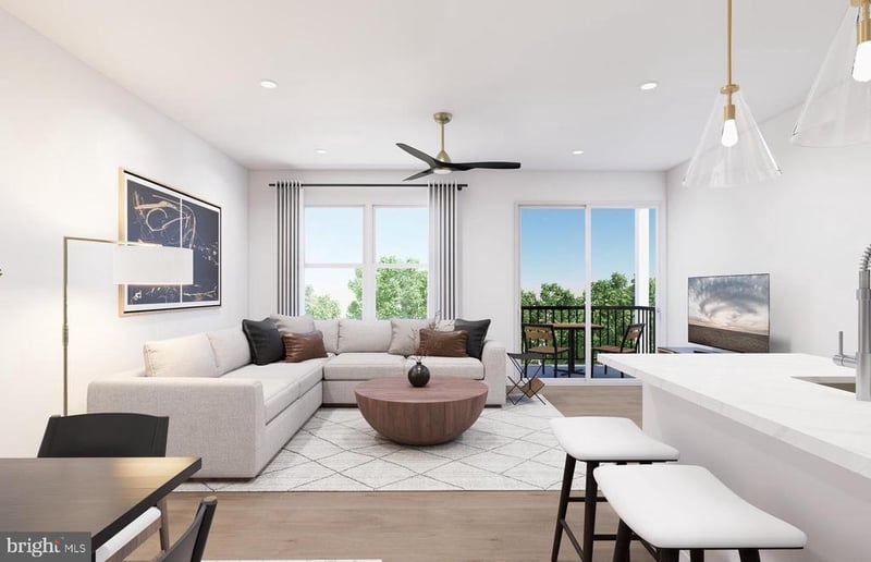 9475B Sprague Ave #10, Fairfax, VA 22031
