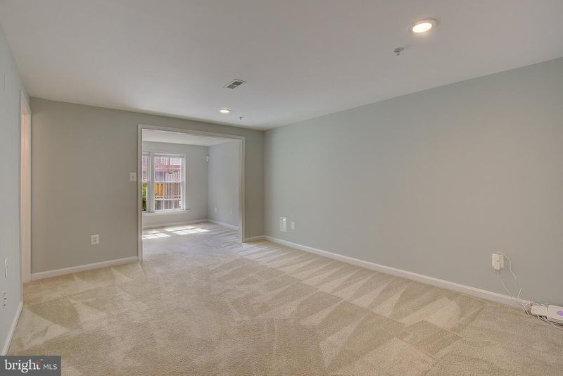 1438 Thornbury Ct, Crofton, MD 21114