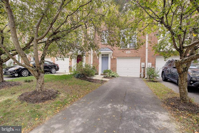 1438 Thornbury Ct, Crofton, MD 21114