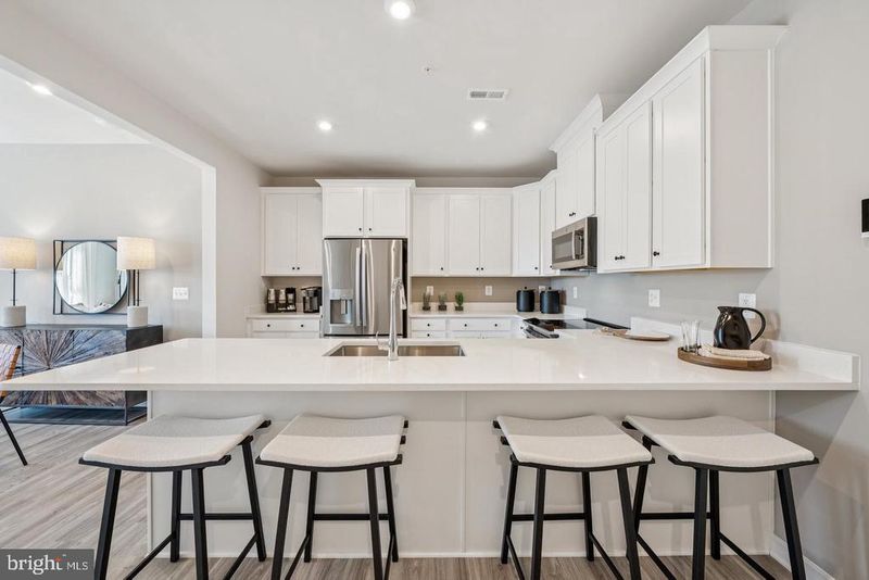 13834 Quartz Ave, Woodbridge, VA 22193