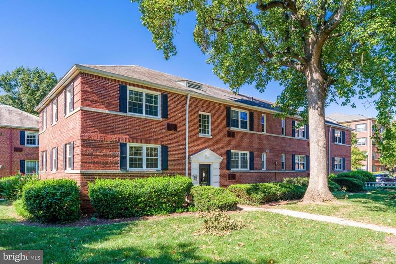 4376 N Pershing Dr #1, Arlington, VA 22203