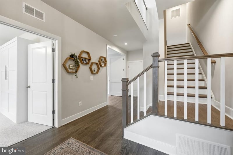 1476 Meadowlark Glen Rd, Dumfries, VA 22026