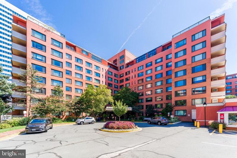 1021 Arlington Blvd #617, Arlington, VA 22209