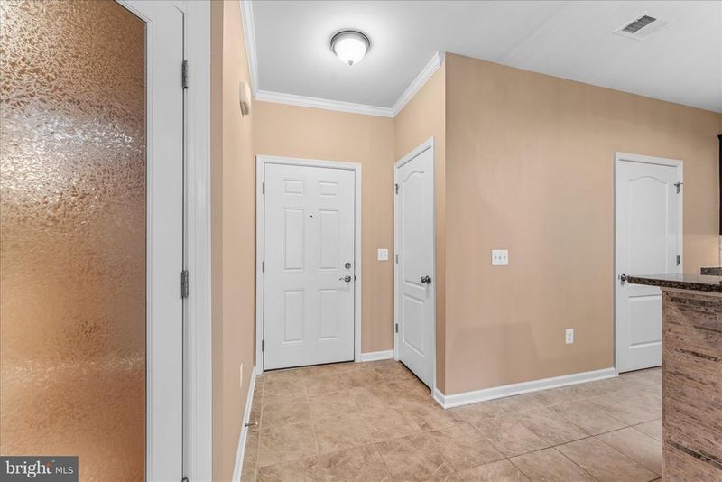 43138 Stillwater Ter #305, Broadlands, VA 20148