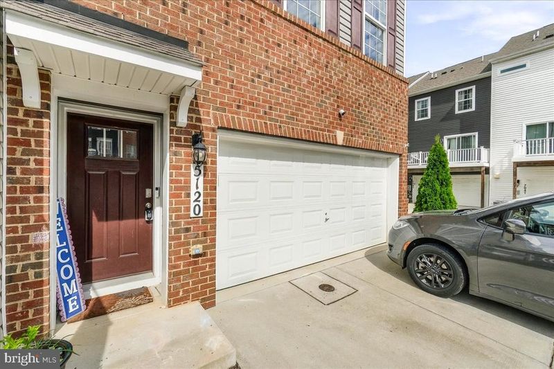 5120 Constitution St, Frederick, MD 21703