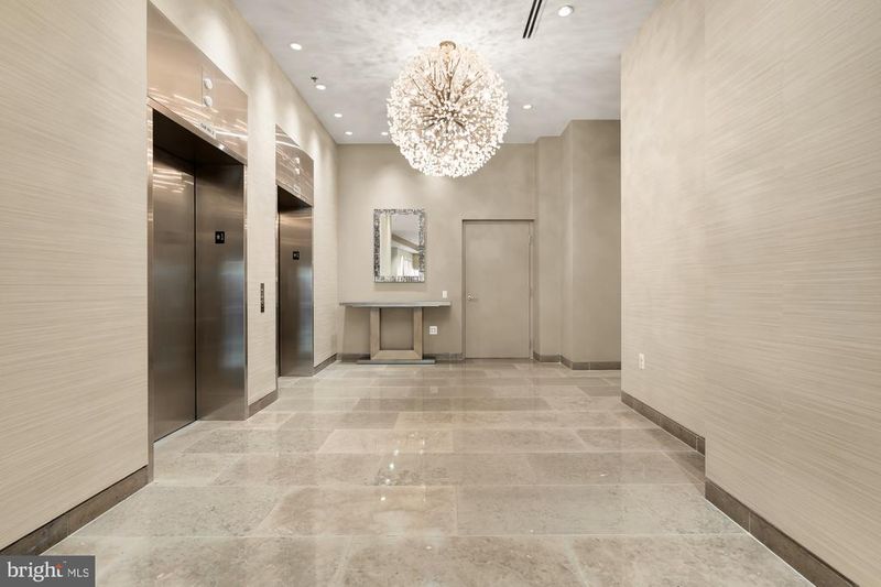 6820 Wisconsin Ave #5013, Bethesda, MD 20815