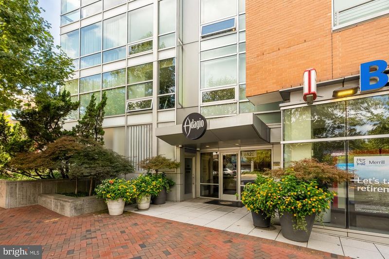 6820 Wisconsin Ave #5013, Bethesda, MD 20815