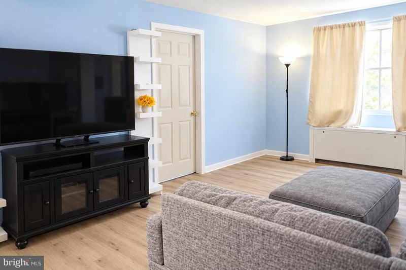 750 S Dickerson St #103, Arlington, VA 22204