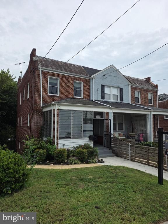 1518 Fort Davis Pl SE, Washington, DC 20020