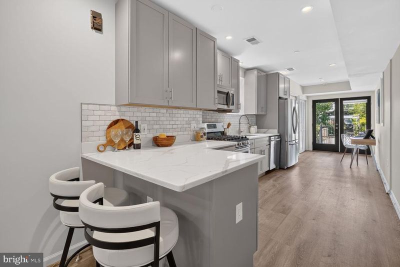 2016 4th St NE #2, Washington, DC 20002