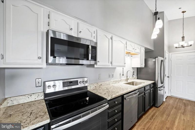 611 Himes Ave #109, Frederick, MD 21703
