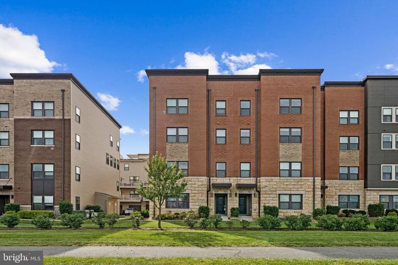 44804 Tiverton Sq, Ashburn, VA 20147