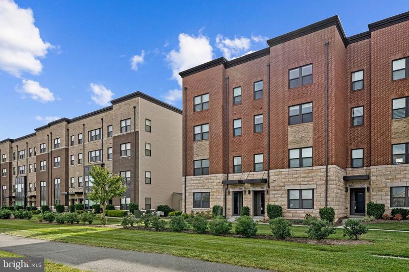 44804 Tiverton Sq, Ashburn, VA 20147