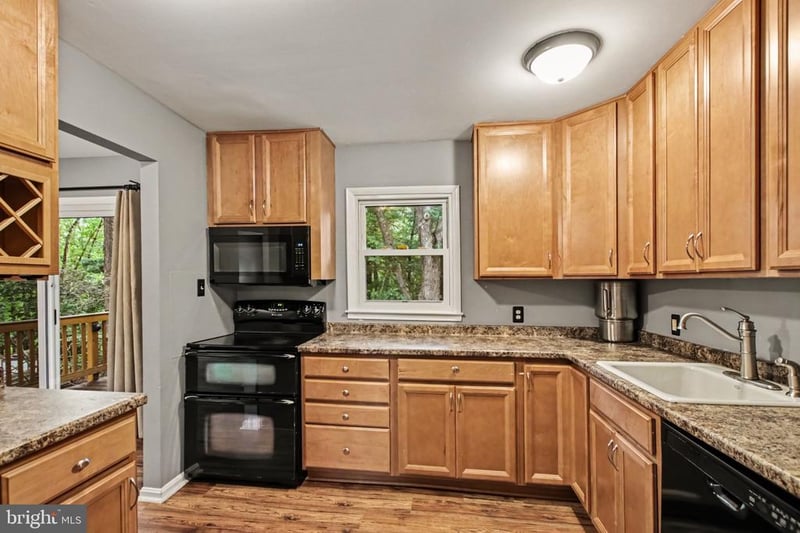 14010 Montoclair Ln, Woodbridge, VA 22193
