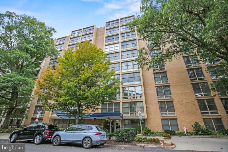 1260 21st St NW #205, Washington, DC 20036