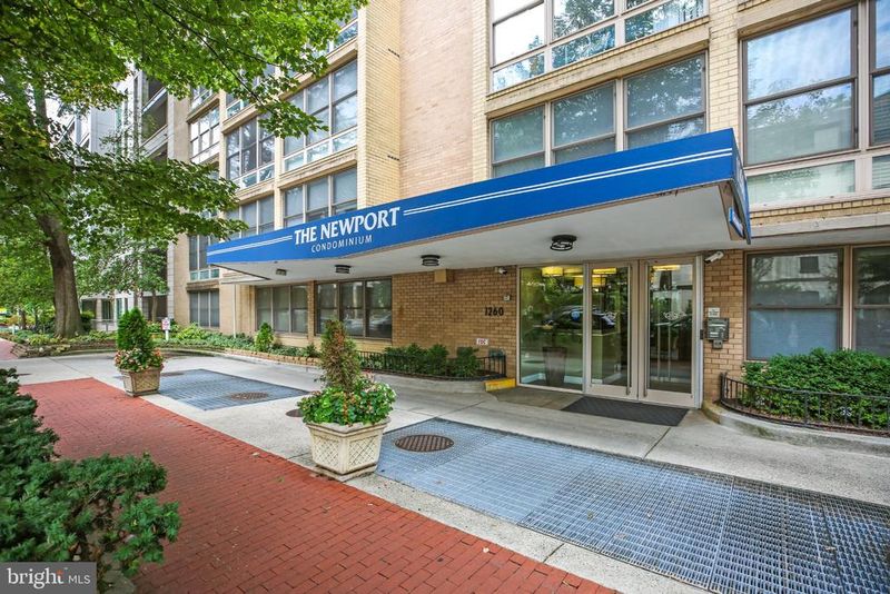 1260 21st St NW #205, Washington, DC 20036
