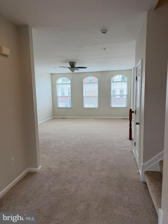 8493 Winding Trl, Laurel, MD 20724