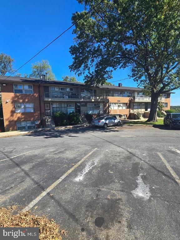 7405 18th Ave #20-205, Hyattsville, MD 20783