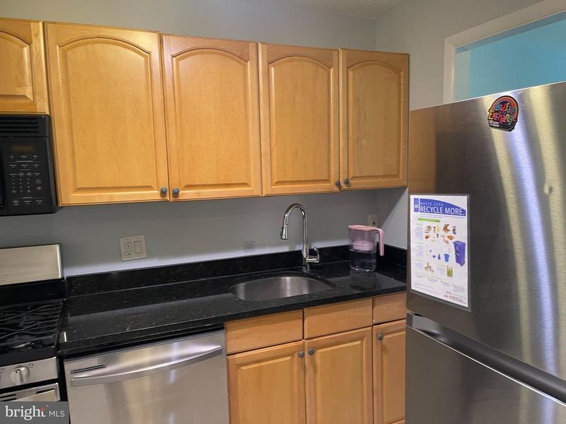 1301 20th St NW #207, Washington, DC 20036