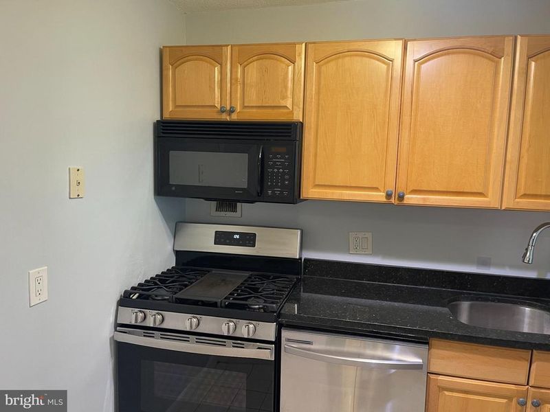 1301 20th St NW #207, Washington, DC 20036