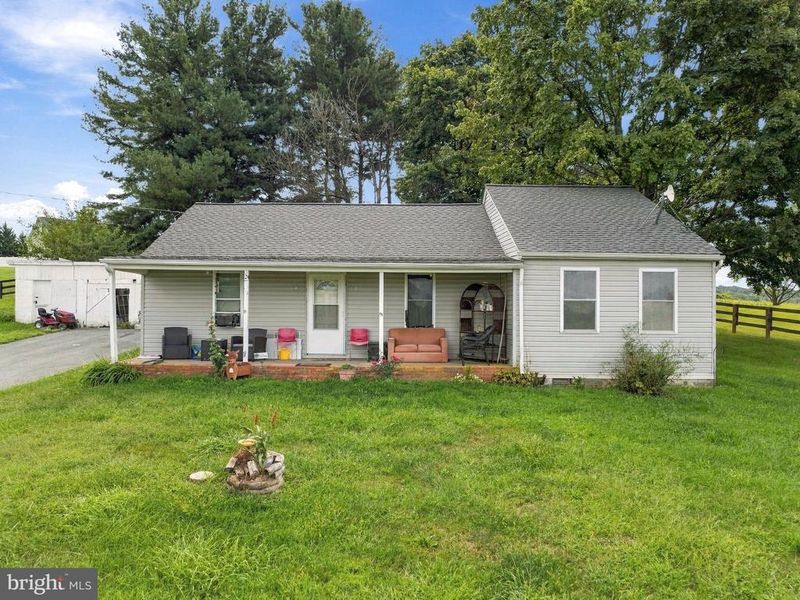 9363 Albaugh Rd, New Windsor, MD 21776
