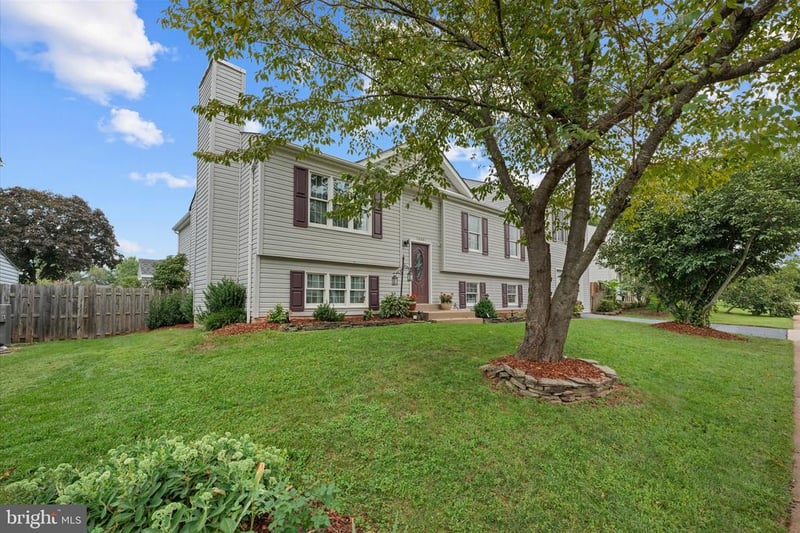 13341 Jasper Ct, Fairfax, VA 22033