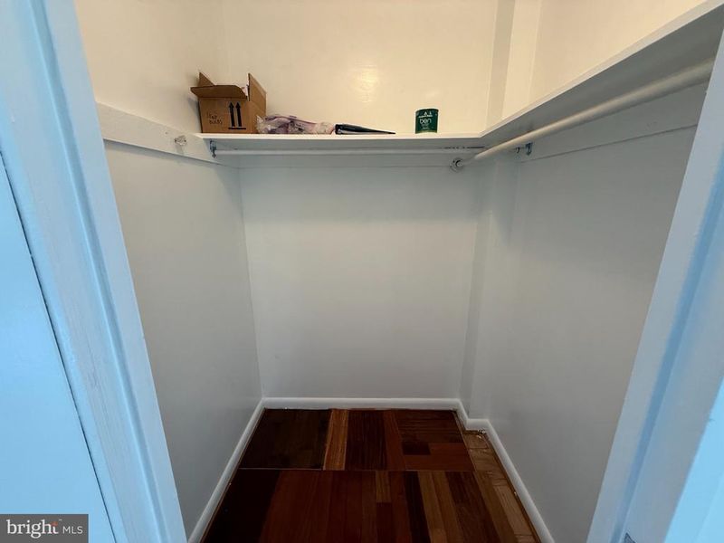 4201 Cathedral Ave NW #813E, Washington, DC 20016