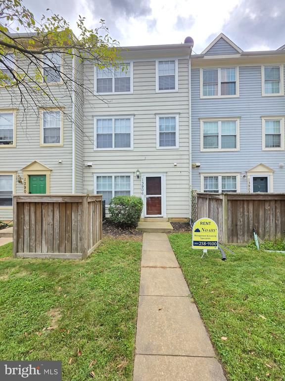 13906 Highstream Pl, Germantown, MD 20874