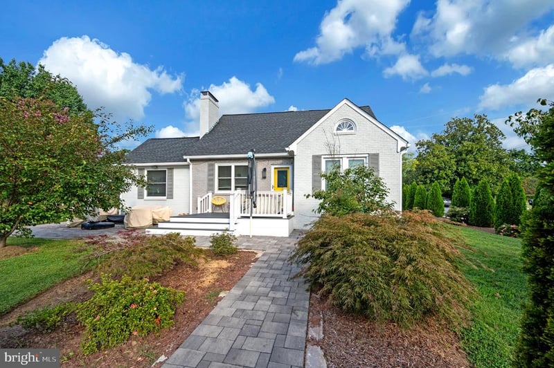 1001 Clearview Ave, Fredericksburg, VA 22405