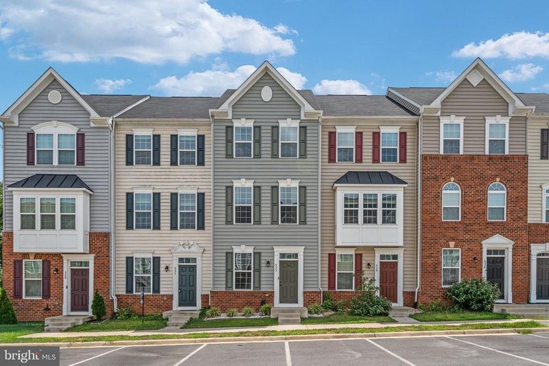 533 View Point Way, Fredericksburg, VA 22405