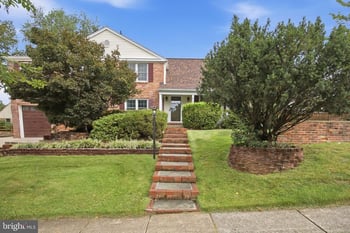 8001 Postoak Rd, Potomac, MD 20854