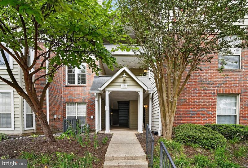 12160 Penderview Ln #1725, Fairfax, VA 22033
